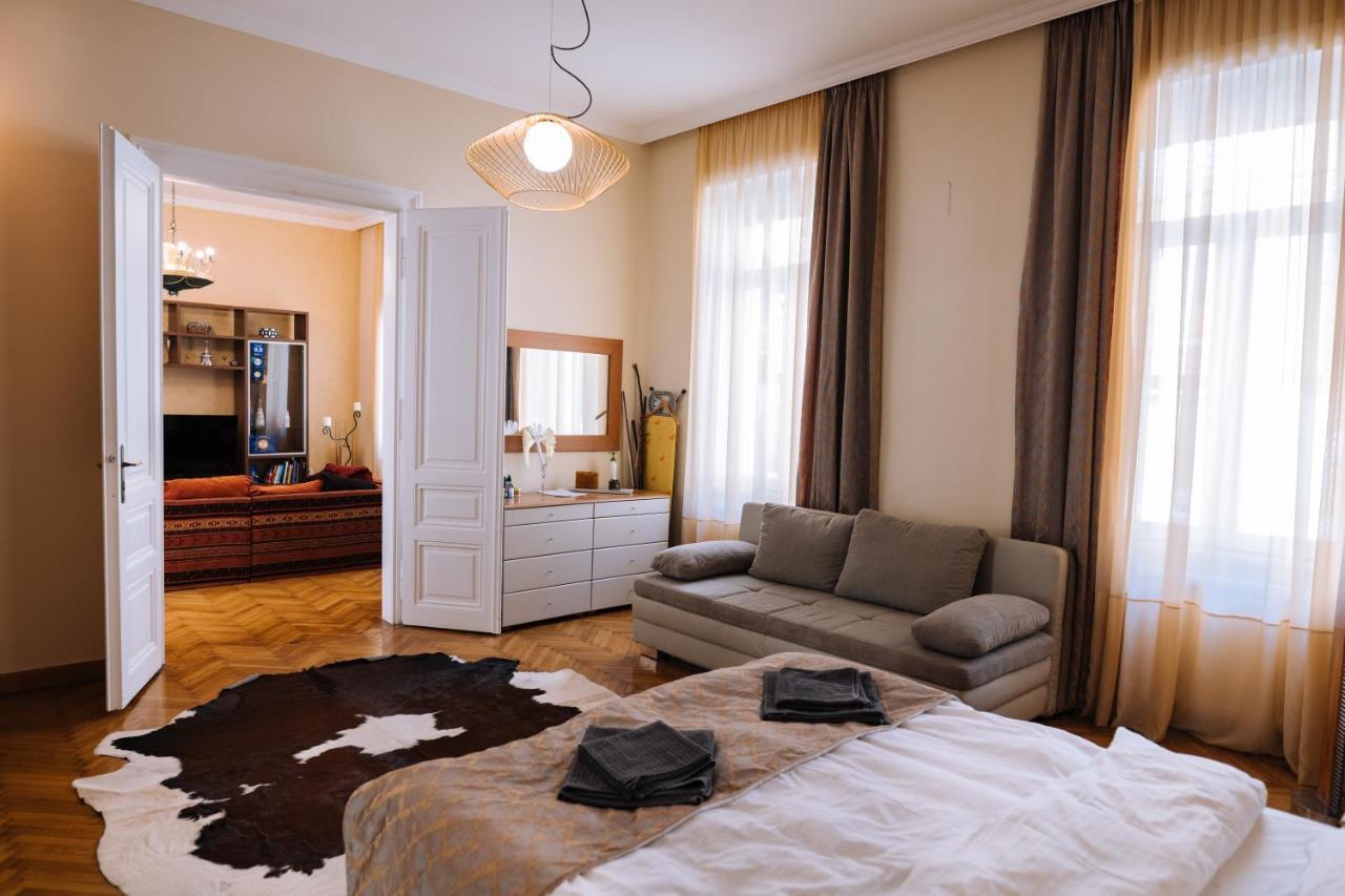 The Home Timişoara Buitenkant foto