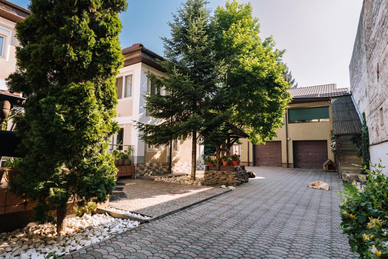 The Home Timişoara Buitenkant foto